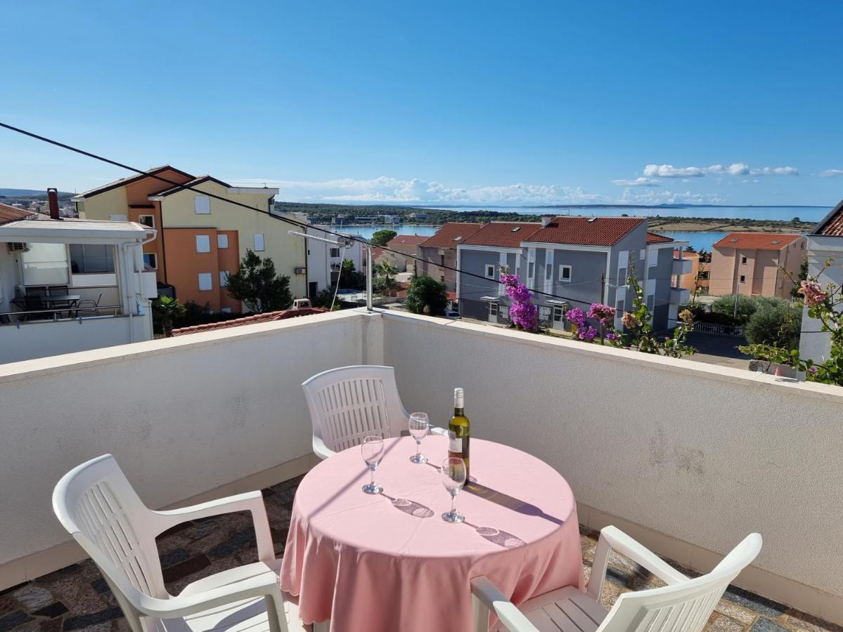 Apartments Ana Novalja Luaran gambar