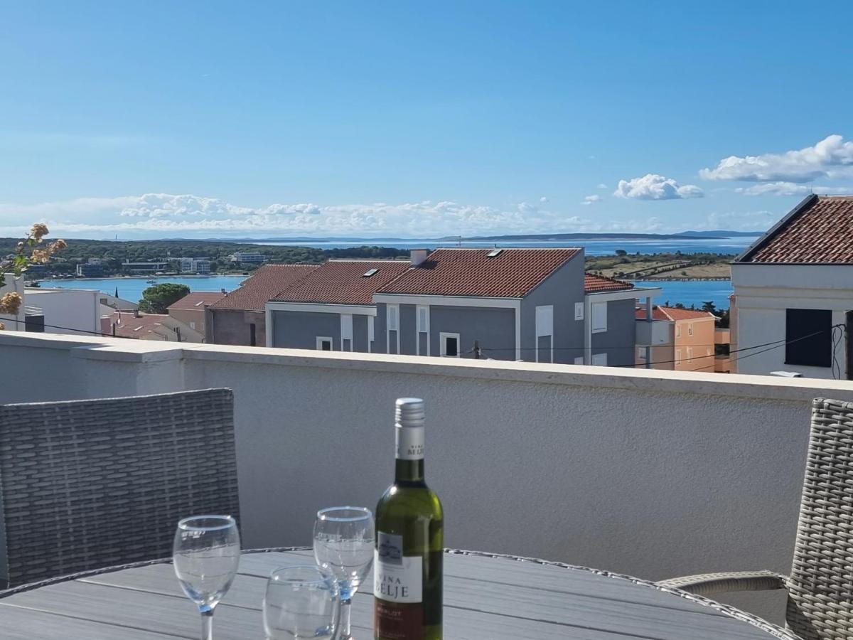 Apartments Ana Novalja Luaran gambar