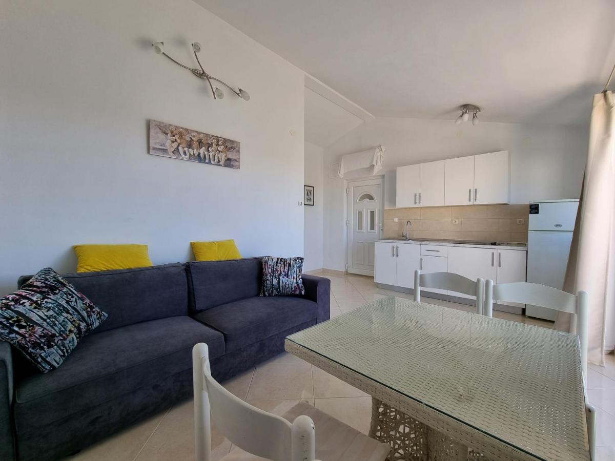 Apartments Ana Novalja Luaran gambar
