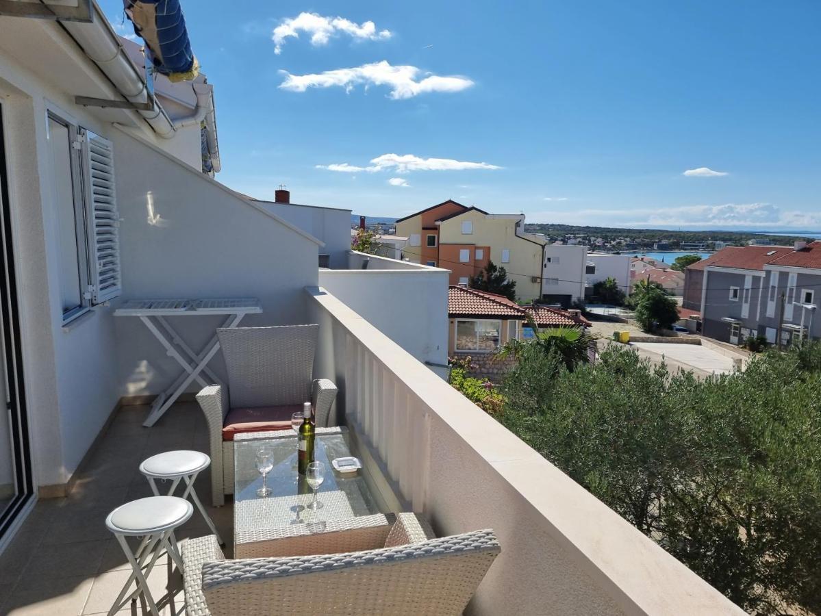 Apartments Ana Novalja Luaran gambar